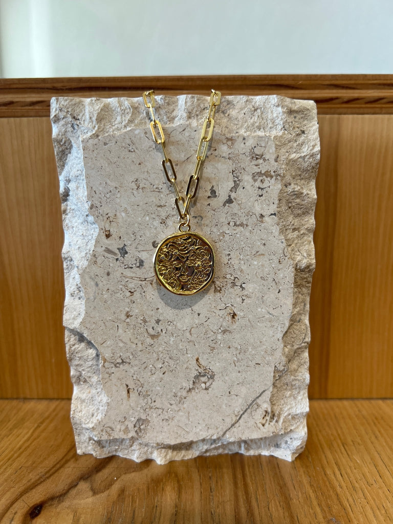 Filaki Medusa Link Chain Necklace in Gold - Unincorporated