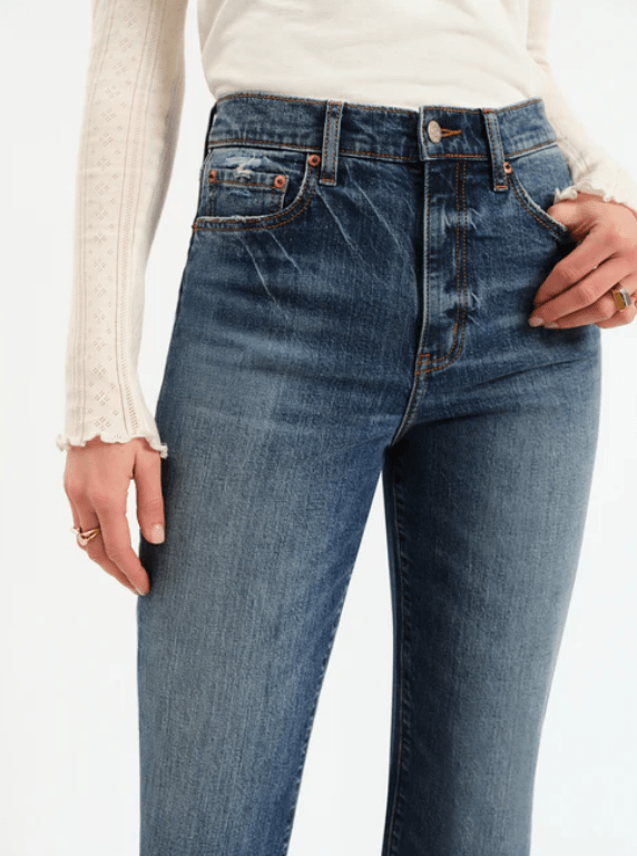 Daze Sundaze High Rise Vintage Straight Jean in Authentic - Unincorporated