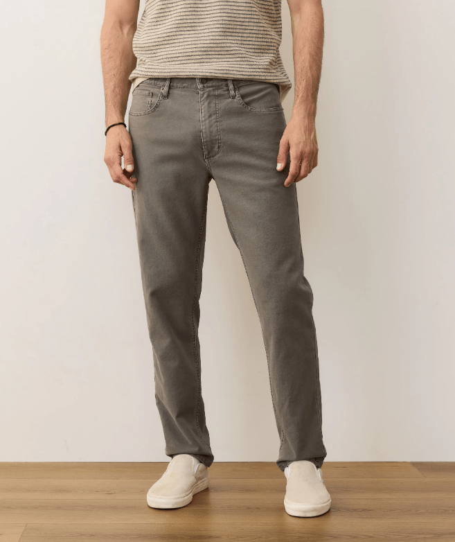 Marine Layer 5 Pocket Flex Terry Pant Slim Straight in Olive - Unincorporated