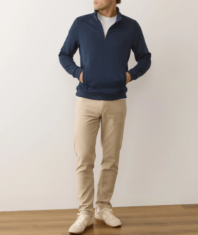 Marine Layer Corbet Quilted Quarter Zip in Navy - Unincorporated