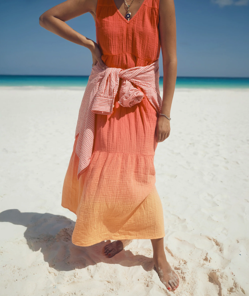 Marine-Layer-Corinne-Double-Cloth-Maxi-Dress-in-Hibiscus-Dip-Dye2