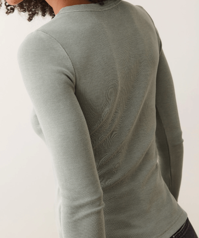 Marine Layer LS Lexi Rib Sun - In Crew Tee in Shadow - Unincorporated