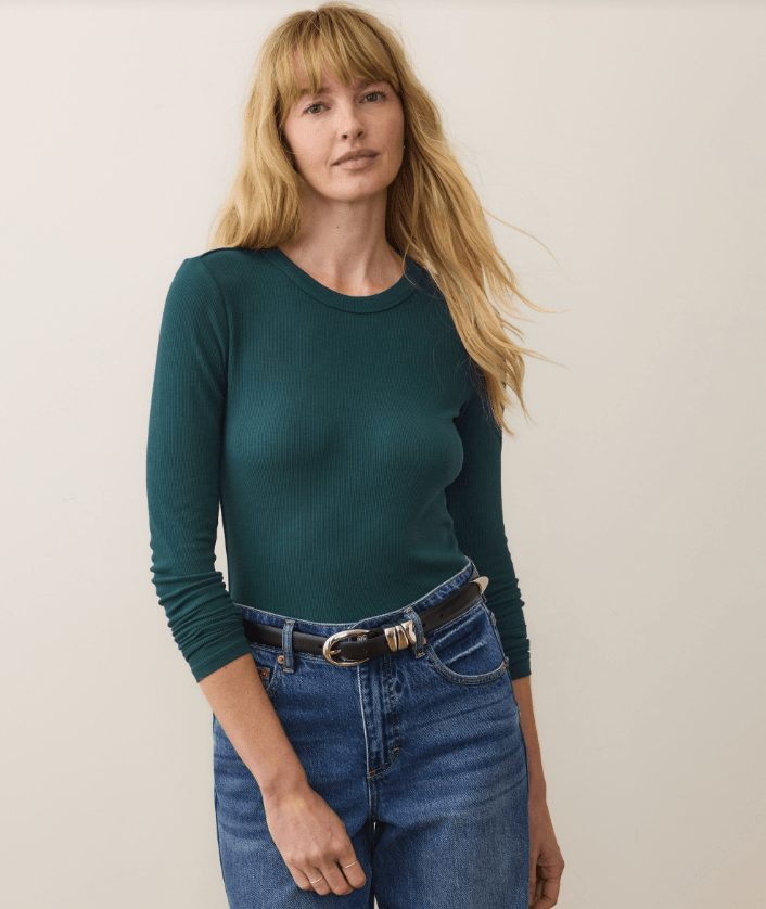 Marine Layer Lexi Rib Sun - In Longsleeve Crew Tee in Emerald - Unincorporated