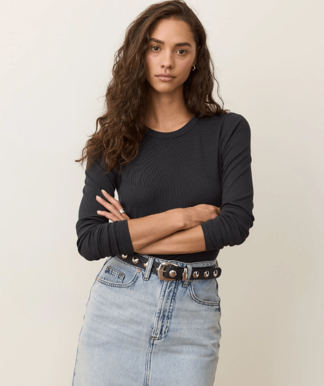 Marine Layer Longsleeve Lexi Rib Sun - In Crew Tee in Black - Unincorporated