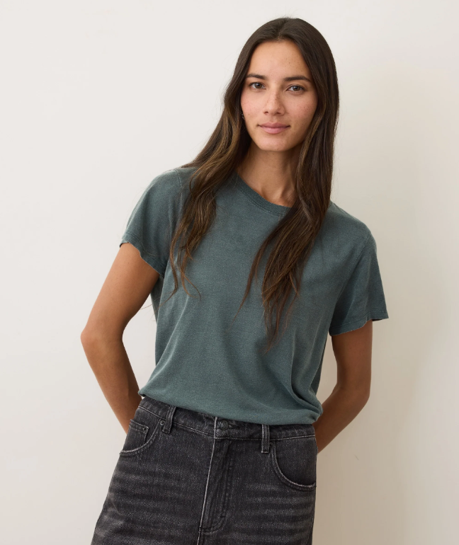 Marine-Layer-Swing-Crew-Tee-in-Green-Gables1