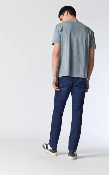 Mavi-Jake-Slim-Leg-Jeans-in-Mid-Organic-Move5
