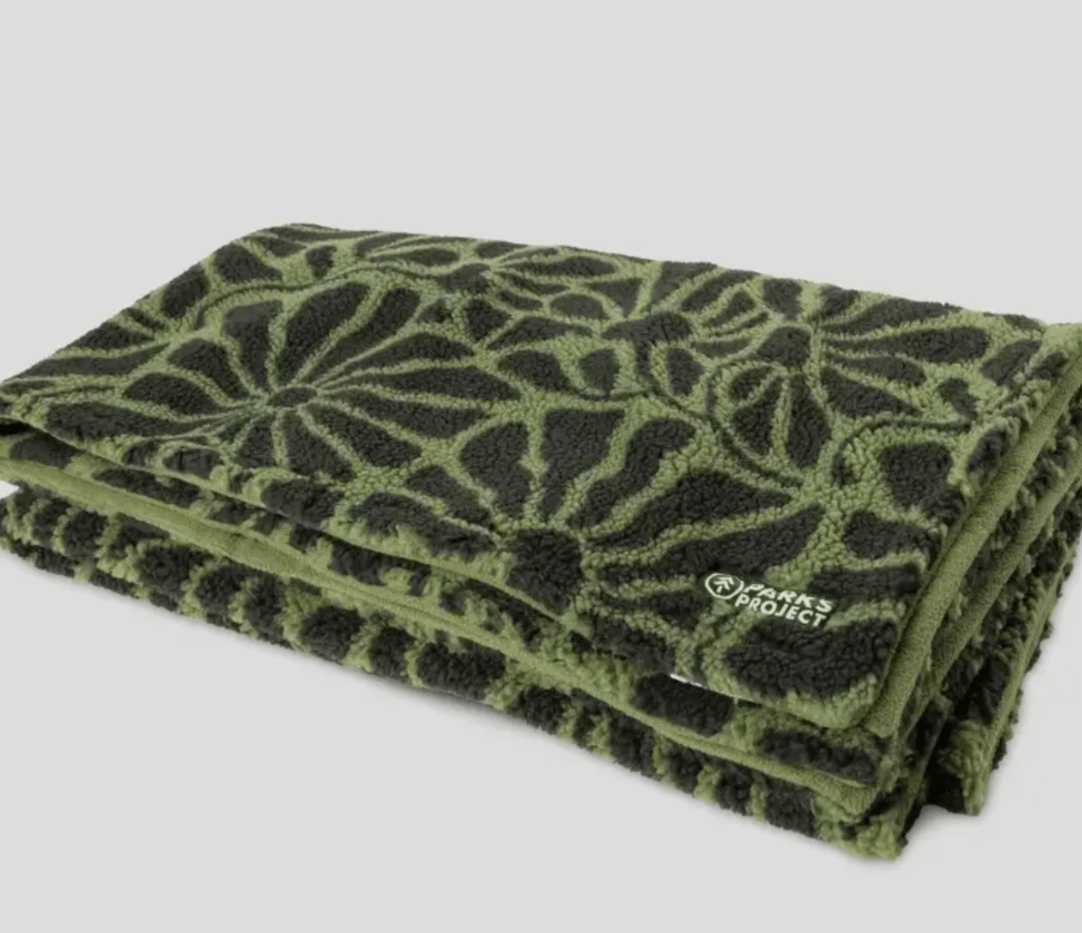 Green high pile fleece throw blanket