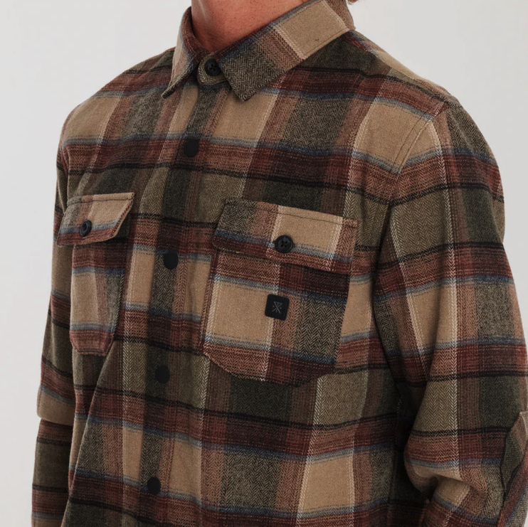Roark_Nordsman_Longsleeve_Flannel_in_Hillside5