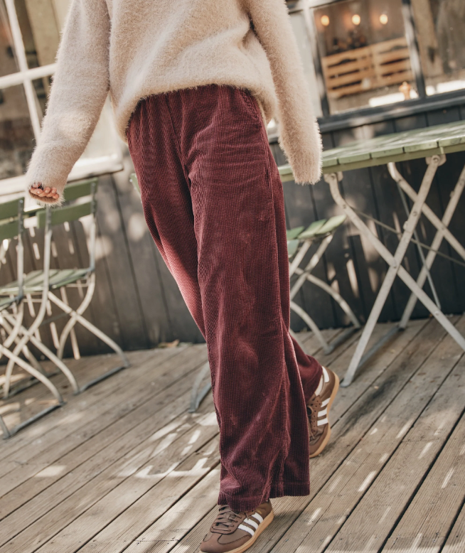 Marine Layer_Allison_Corduroy_Trouser_in_Windsor_Wine6
