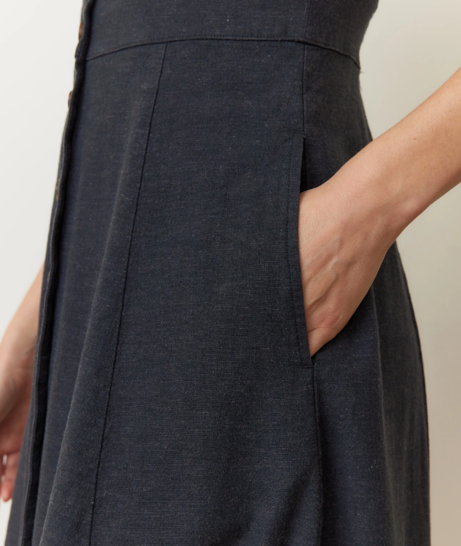 Marine Layer_Camila_Midi_Dress_in_Black4